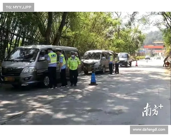 梅州客家队面对交通堵塞,毅然步行前往机场,展现不屈不挠的职业态度 梅州客家队面对交通堵塞,毅然步行前往机场,展现不屈不挠的职业态度